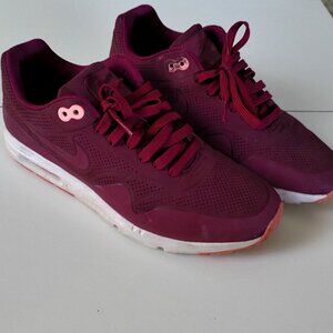 Nike Air Max 1 Ultra Moire (Size 9)